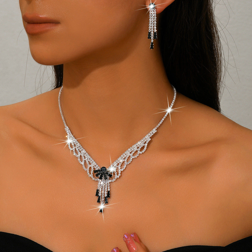 Light Luxury And High-End Rhinestone Bow Lace Earrings And Necklace, Fashionable And Sweet Bridal Wedding Party Jewelry Set