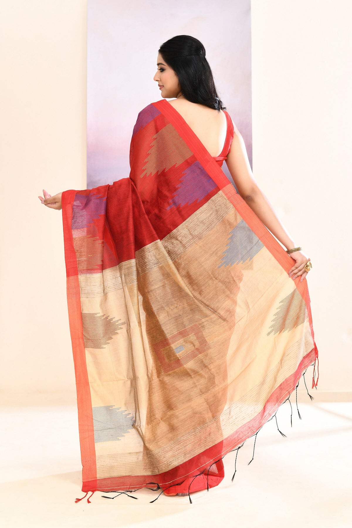 Maroon Temple Border Embellished Cotton Blend Jamdani Saree
