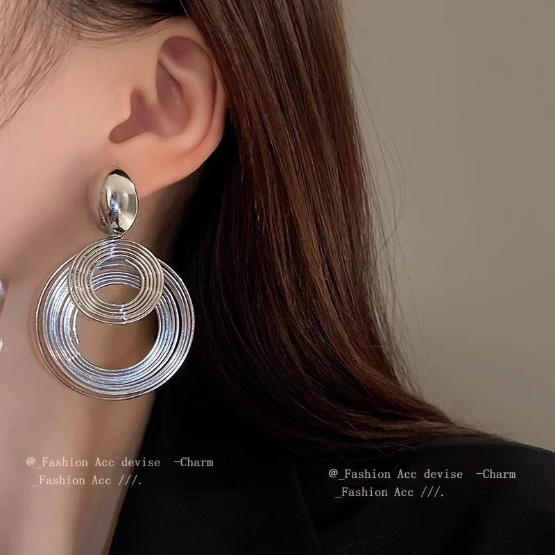 Bold Gold Statement Hoop Earrings - Modern Minimalist Round Hoops
