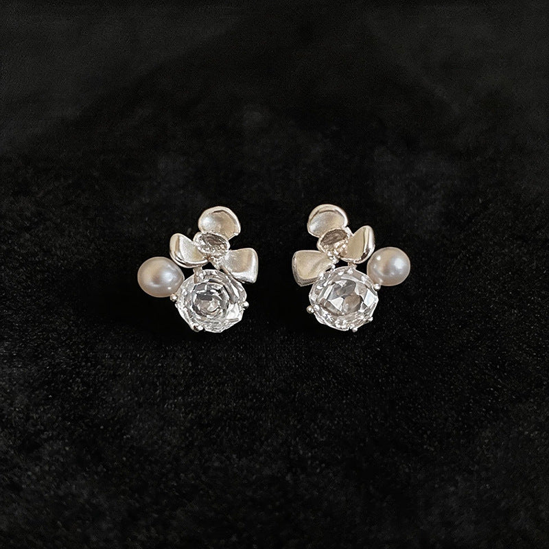 Women Flower Cubic Zirconia Pearl Stud Earrings,Fresh Sweet Light Luxury Delicate Dangle Earrings,Niche Design Fashion Daily Occasion Jewelry