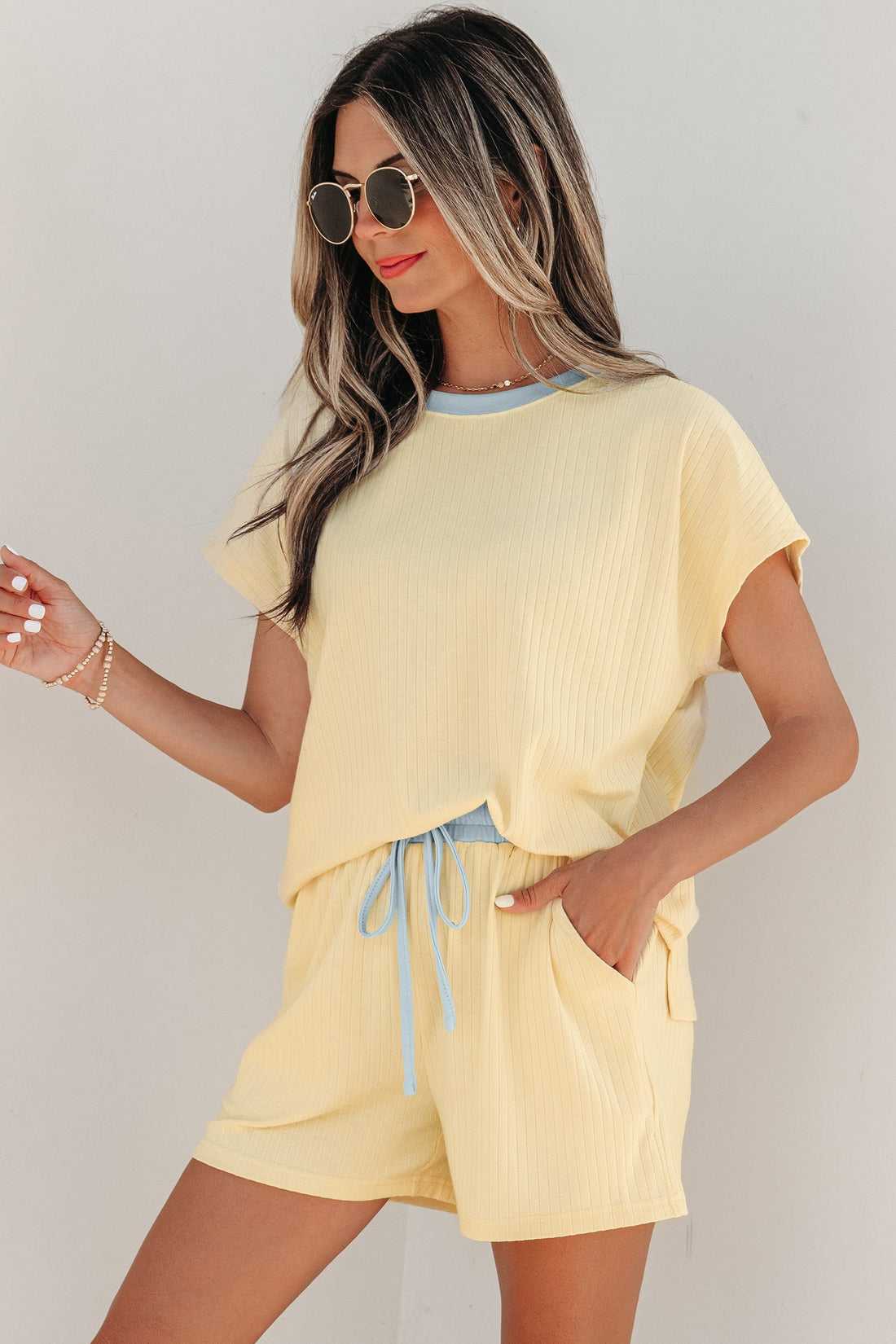 Sunny Trim Casual Short Set: Ribbed Knit Loungewear Outfit