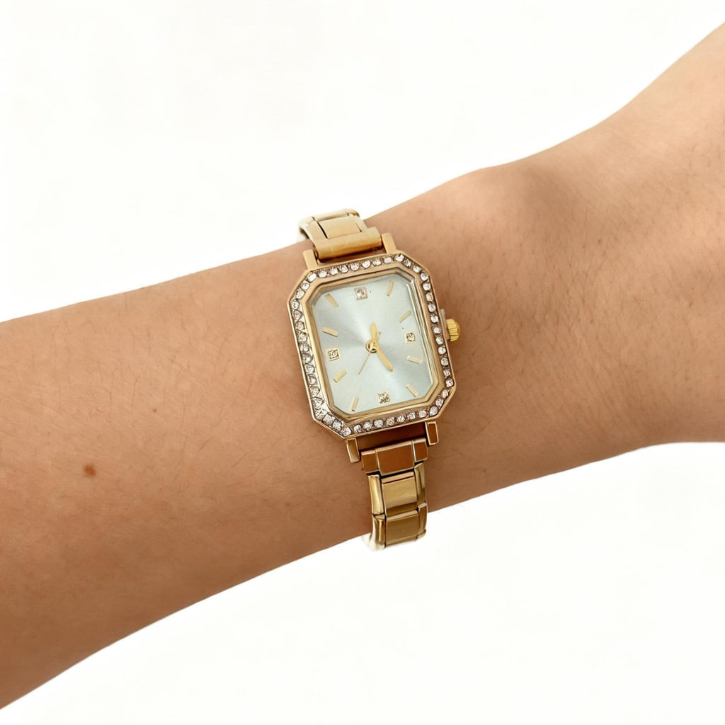 Stylish Square Watch For Women With A Chic Diamond-embellished DesignDIY Customizable
