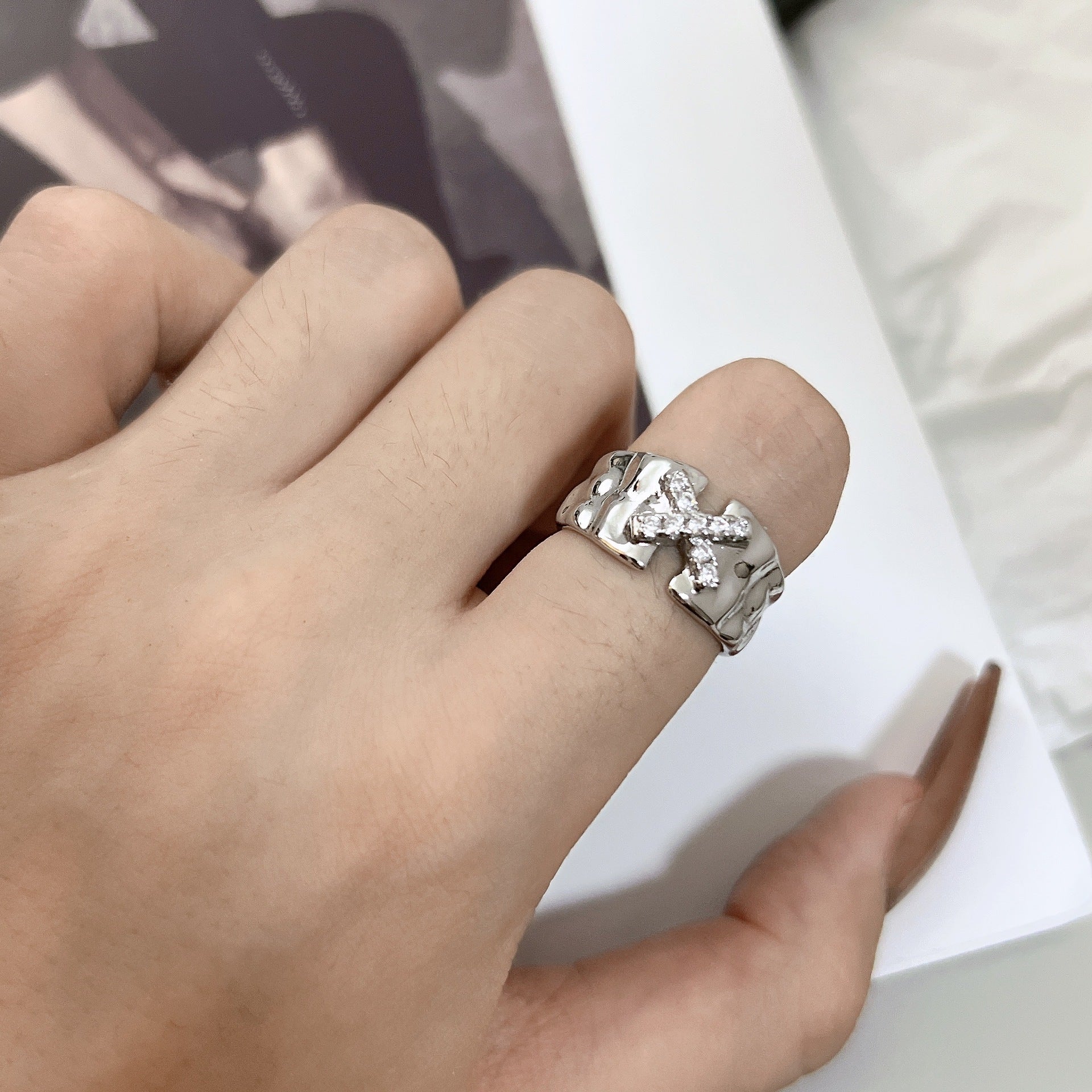 Niche Design Star Couple Rings, Korean INS Style, Zircon Inlaid Letter Texture Ring, Fashion Personality Ring For Men