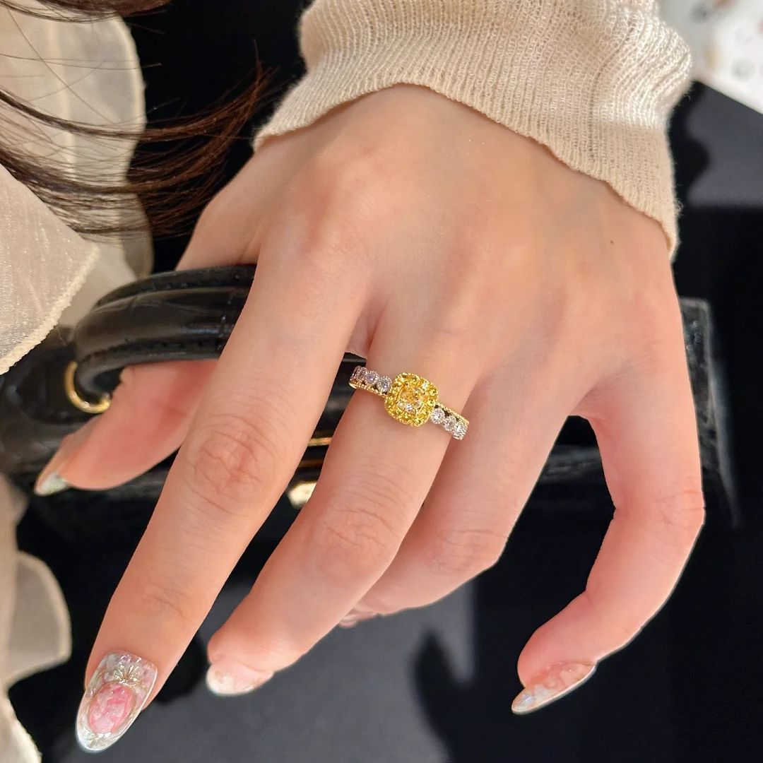 Light Luxury Yellow Diamond Sugar Cube & Pineapple Ring, Niche Design, High-End Exquisite Fashion Gemstone Ring For Women