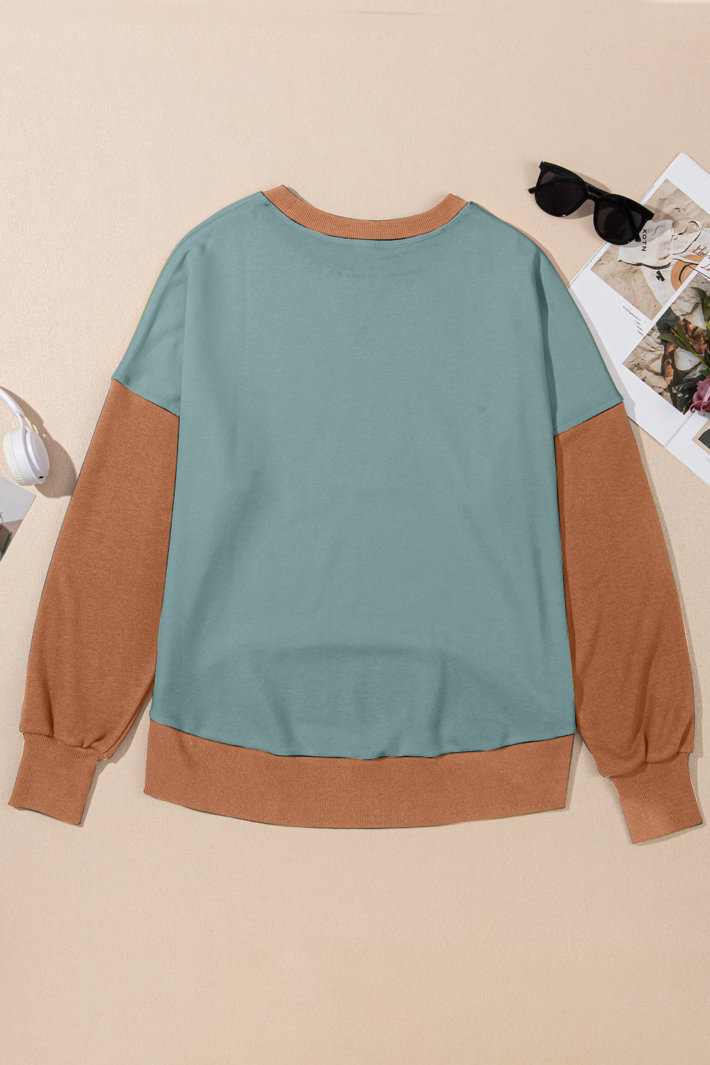 Women's Contrast Crewneck Sweatshirt in Beige and Grey