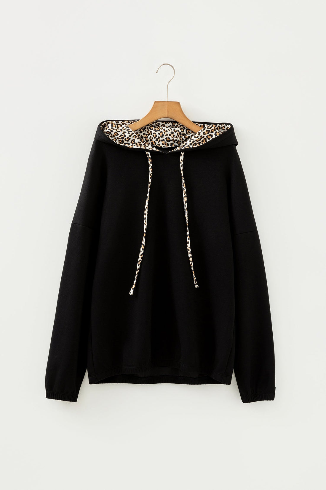 Leopard Contrast Drawstring Hood Drop Shoulder Top
