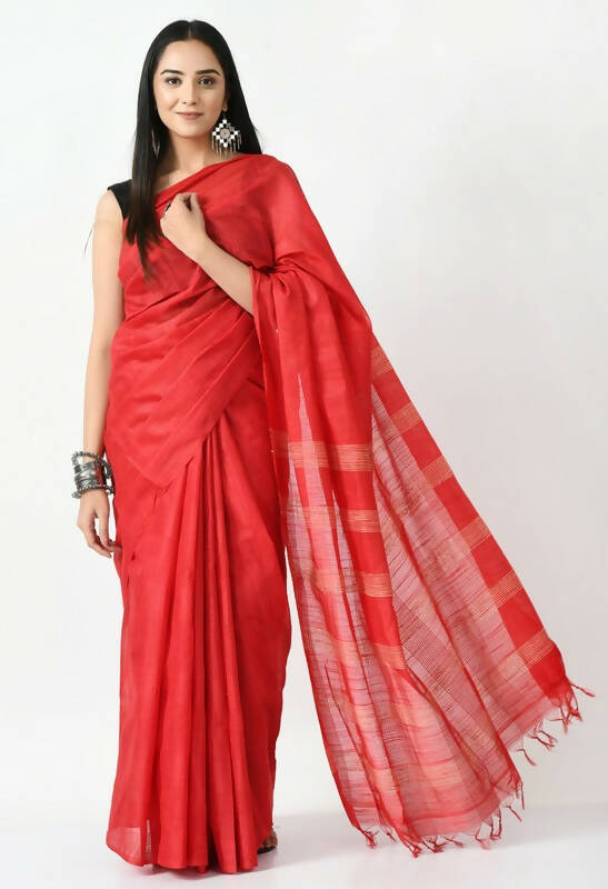 Elegant red Bhagalpuri Ghichha silk saree with 8-line weave pattern and blouse piece