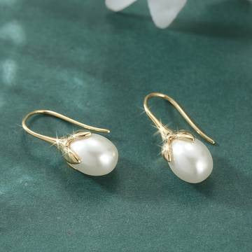 High-end Australian White Shell Pearl Earrings