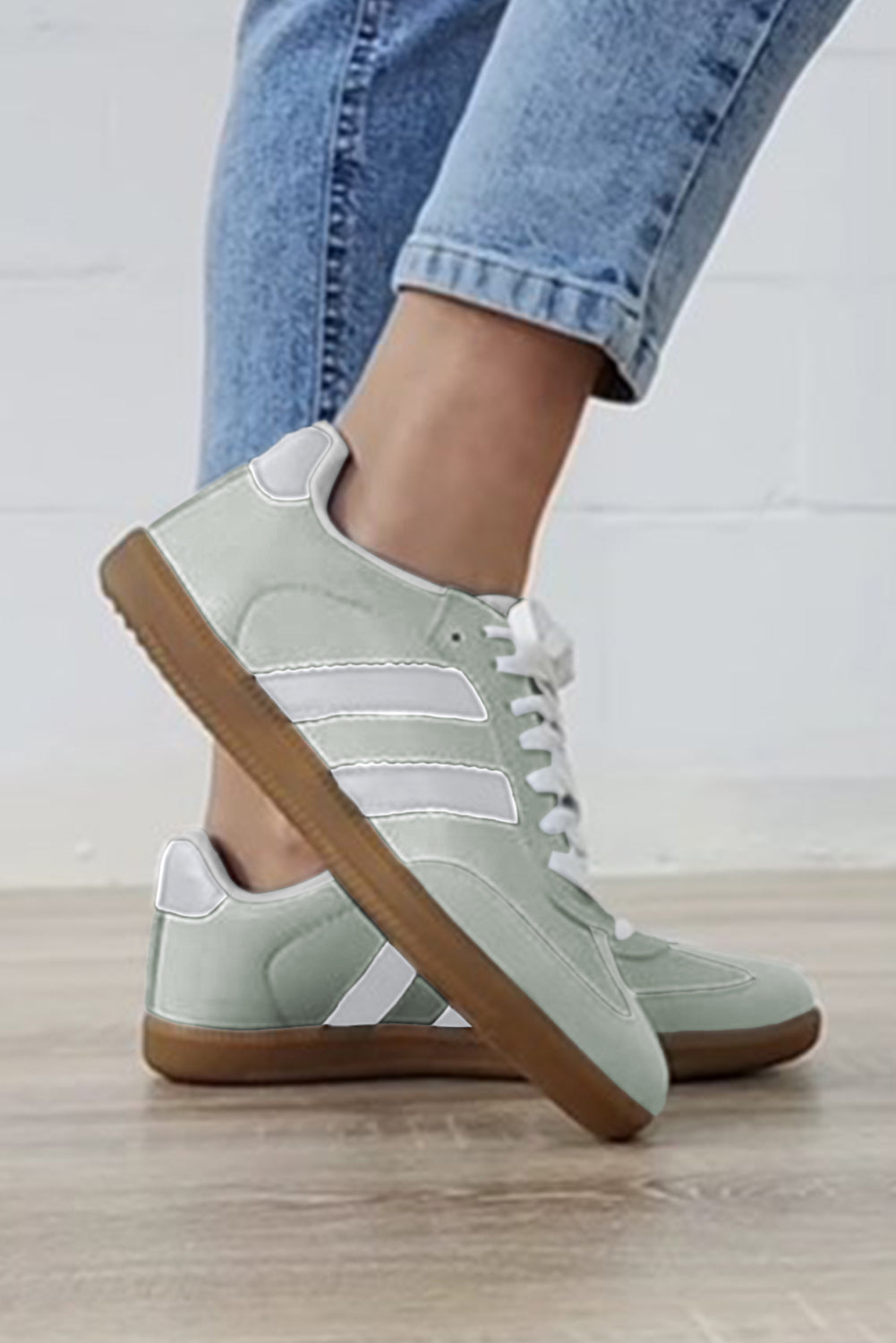 White Striped Lace Up Flat Sneakers Casual Retro Tennis Shoes - Image 18