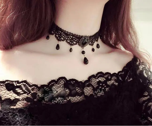 Lace Hollow-Out Choker Necklace