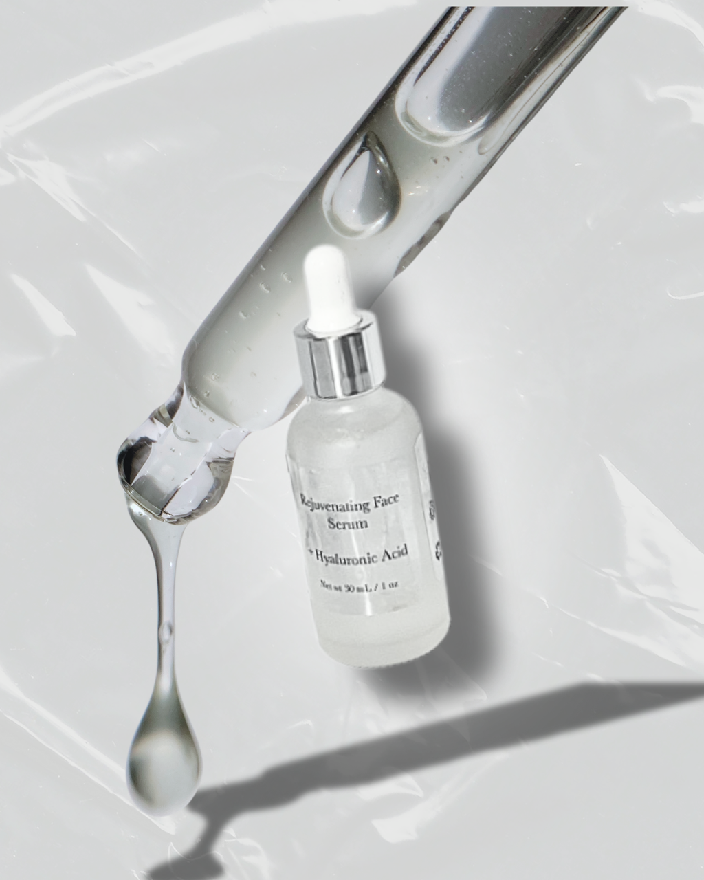 Rejuvenating Face Serum with Hyaluronic Acid