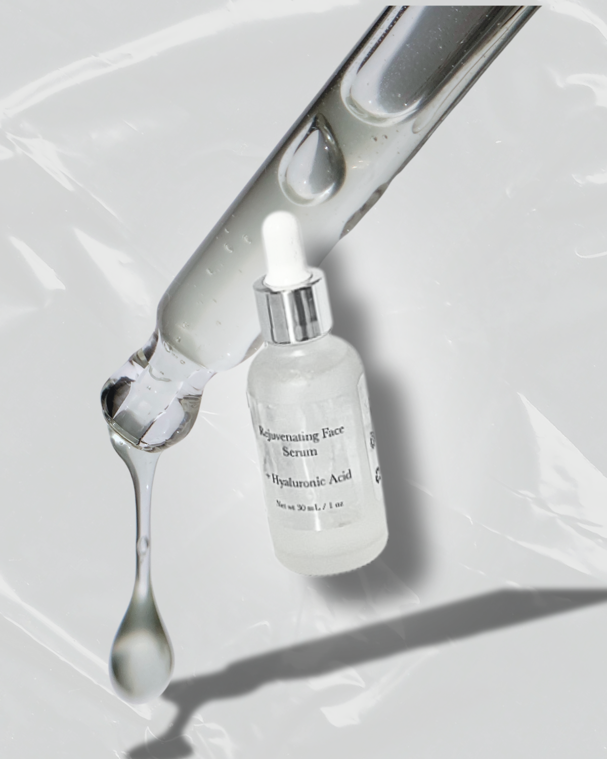Rejuvenating Face Serum with Hyaluronic Acid