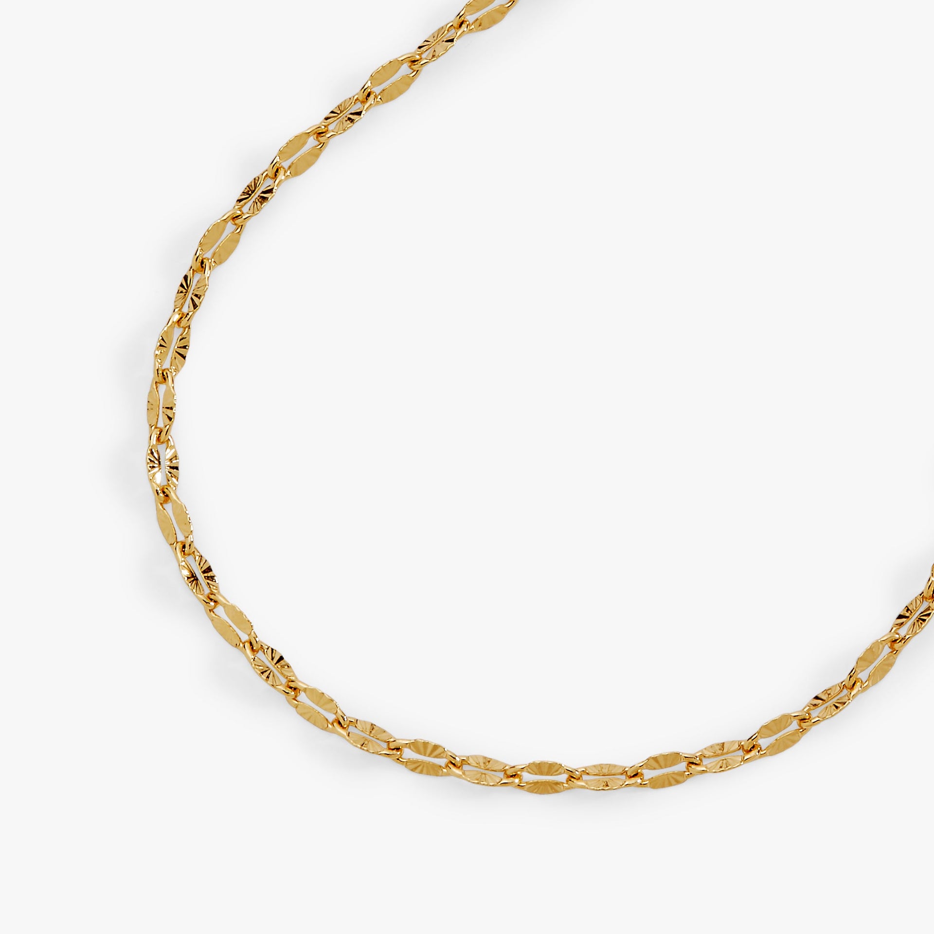 Multi Faceted Lip Charm Gold-Plated Chain Bracelet