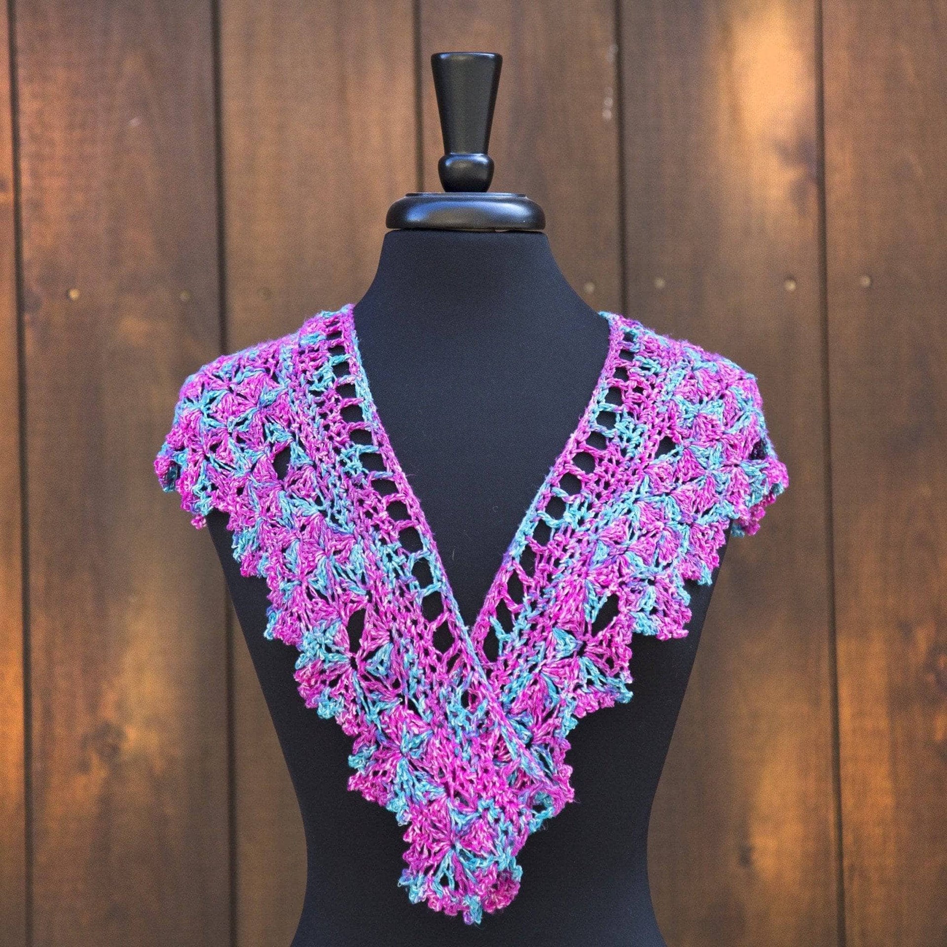 Fan Shell Shawlette Knitting and Crochet Pattern for Summer
