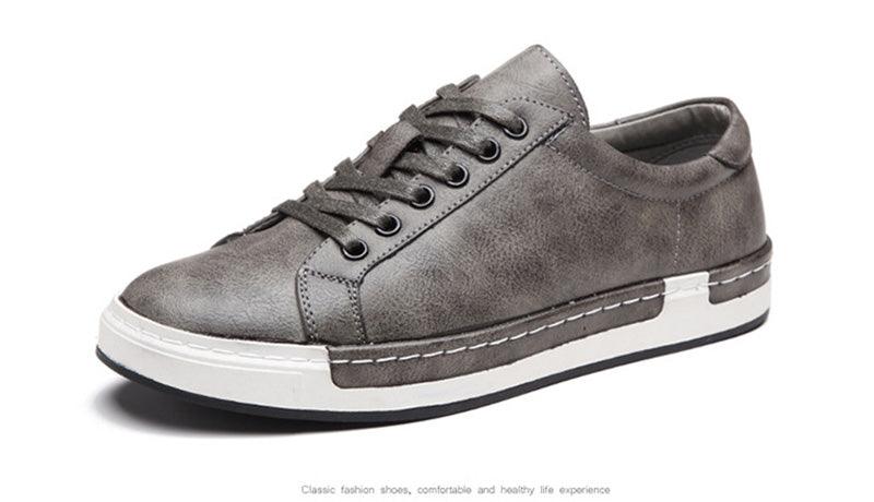 Classic Leather Men's Casual Walking Shoes - Black & White Flat
