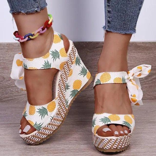 Bohemian Summer Resort Sandals – Elegant Polka Dot Design