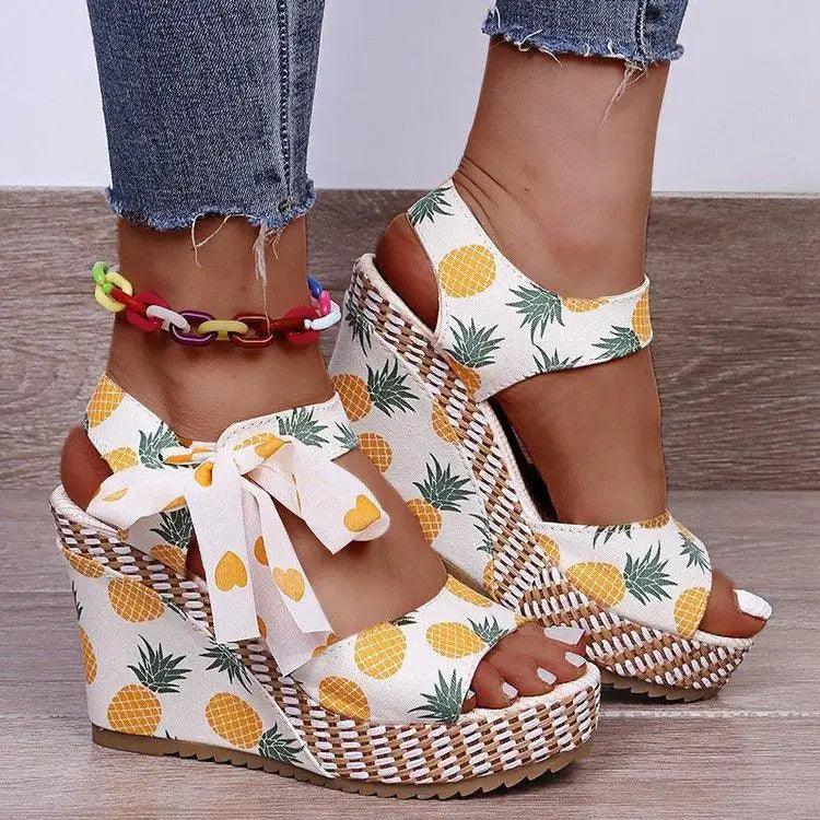 Bohemian Summer Resort Sandals – Elegant Polka Dot Design