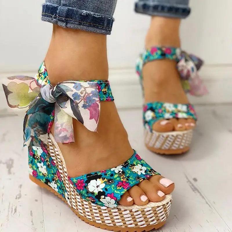 Bohemian Summer Resort Sandals – Elegant Polka Dot Design