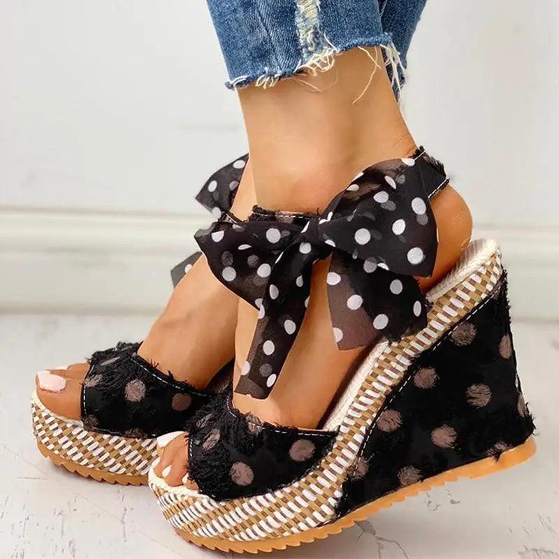 Bohemian style women's summer resort sandals with polka dot pattern