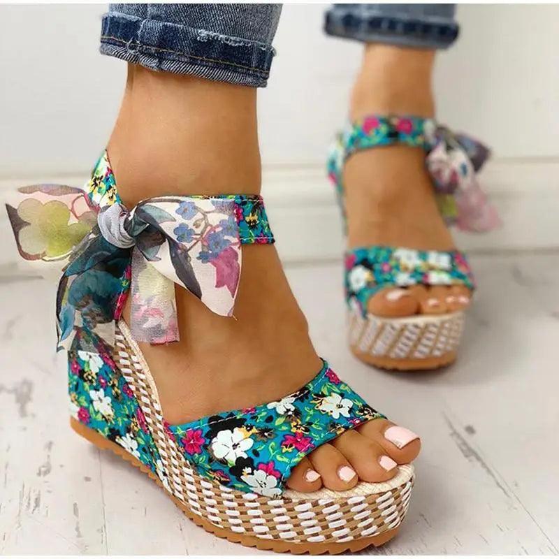 Bohemian Summer Resort Sandals – Elegant Polka Dot Design