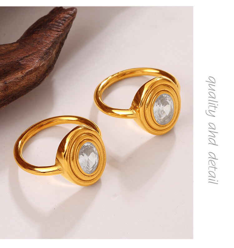 European And American Cross-border Vintage Luxury Oval White Diamond Ring, With A Sophisticated And Niche Design, In Gold Finger Ring Accessory.