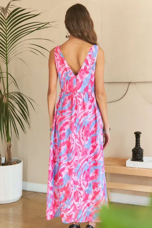 Abstract Floral V-Neck Maxi Dress – Elegant Summer Style