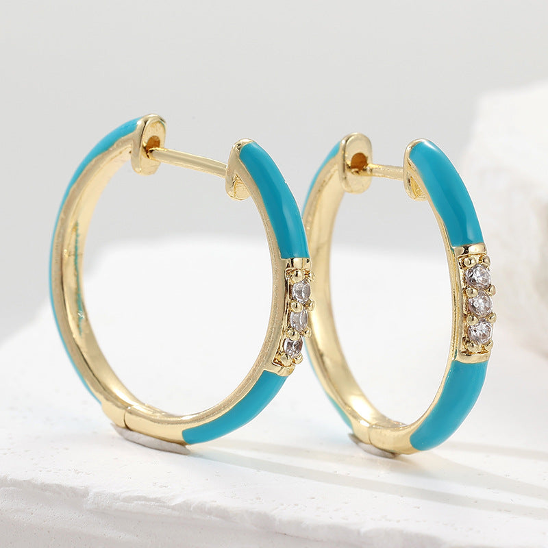 Luxury Copper Hand Carved Hollow Out White Zircon Earrings Gold Tone Hoop Earrings For Women Cross Border Jewelry