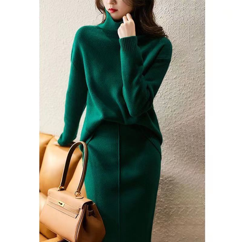 Emerald Green Turtleneck Sweater and Midi Skirt Two-Piece Set