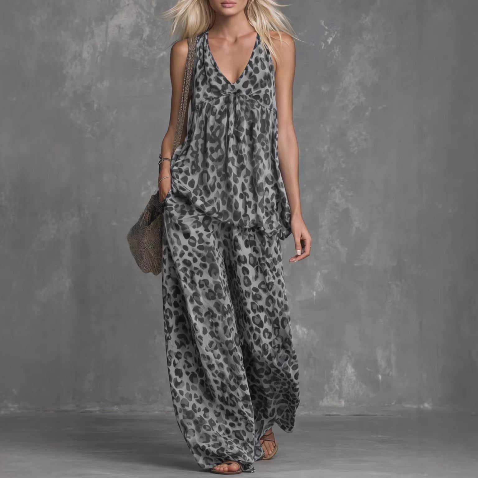 Women’s Leopard Print Sleeveless Tank Top and Wide-Leg Chiffon Pants Set - Image 5