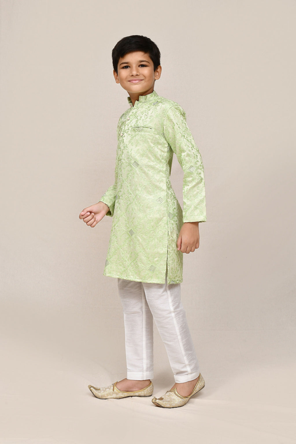 Pista Green Giza cotton kurta with white straight fit trousers