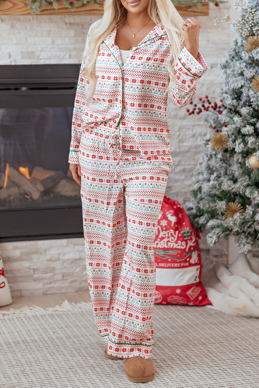 Women's Festive Christmas Pattern Pajama Set in Red and Green