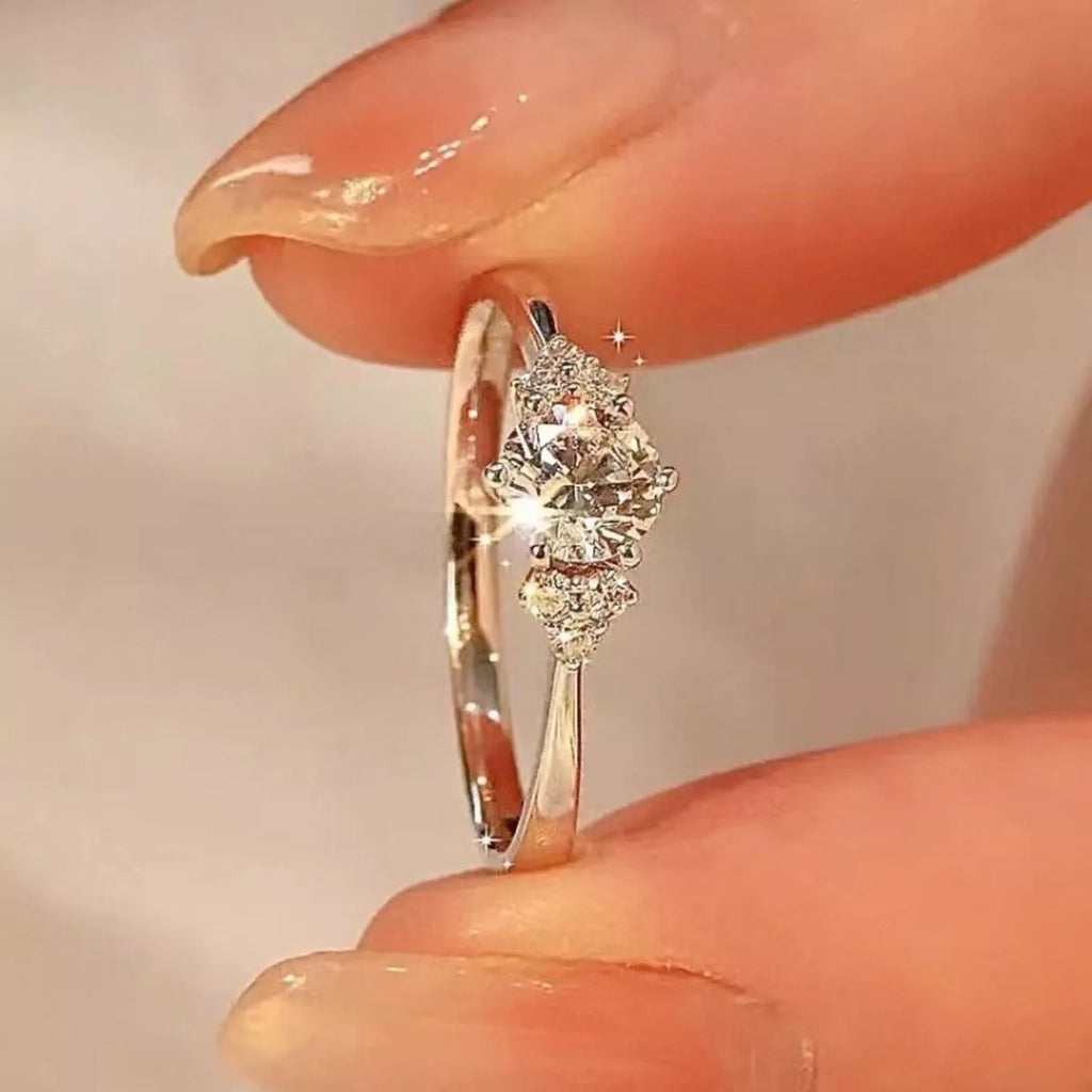 1 Carat Moissanite 925 Sterling Silver Ring