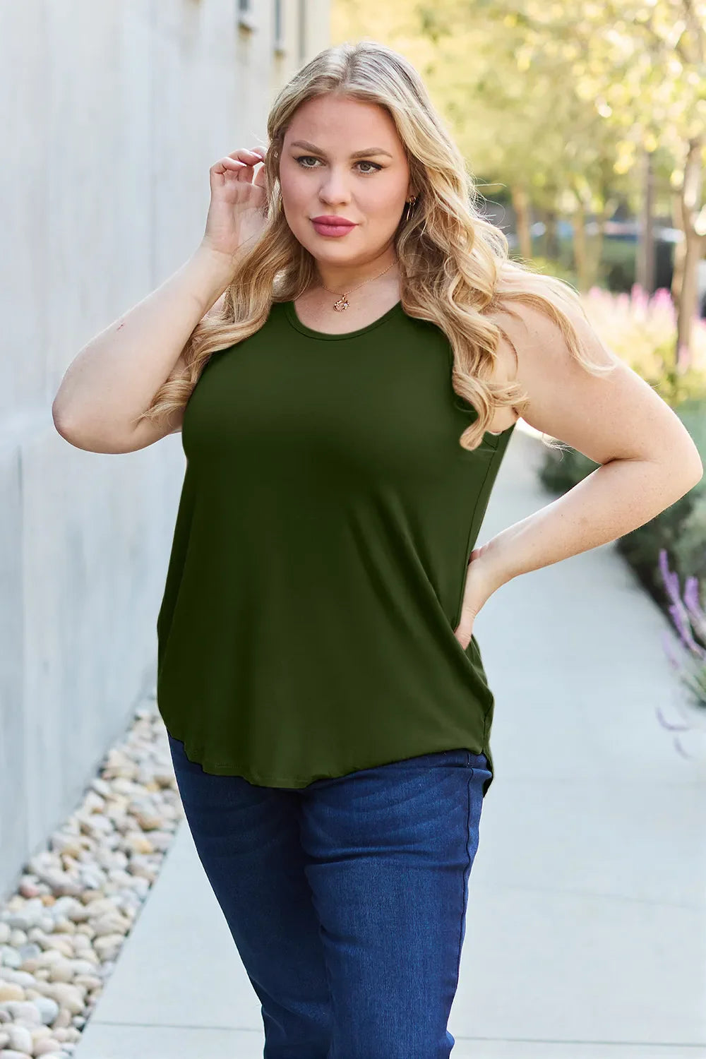 Round Neck Curved Hem Tank Top | Rayon Spandex Knit