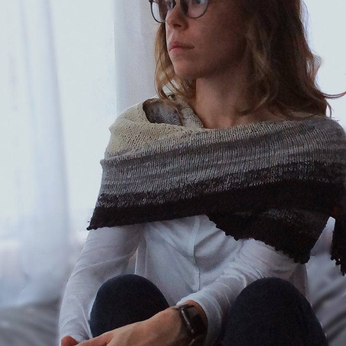 Fernweh Shawl Knitting Pattern - Easy Beginner DIY Craft