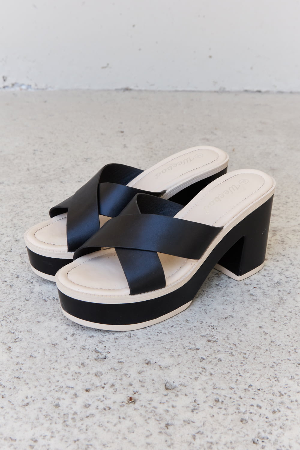 Weeboo Cherish Contrast Platform Sandals Black