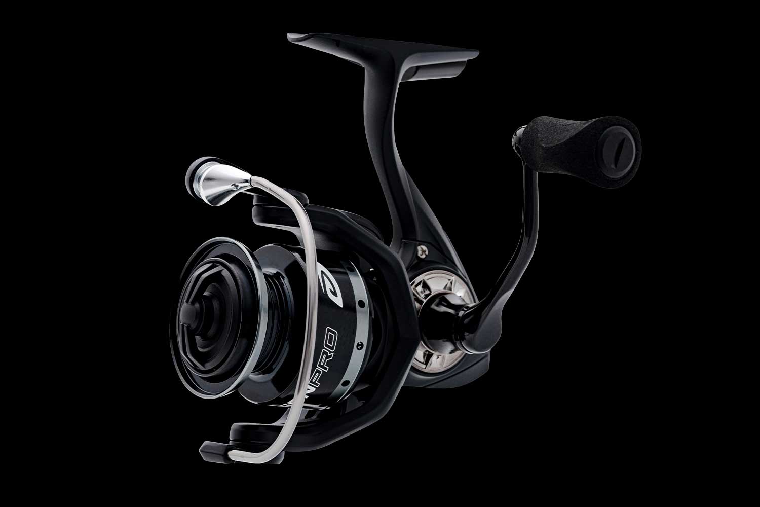 Fission Pro spinning reel in black side profile view