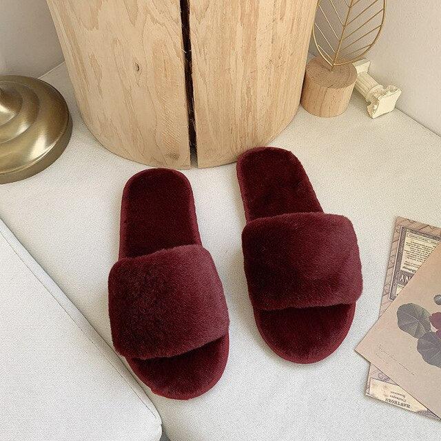 Women’s Faux Fur Cross-Strap Indoor Slides with Memory Foam