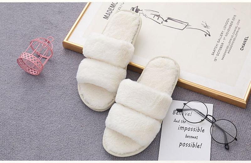 Women’s Faux Fur Cross-Strap Indoor Slides with Memory Foam