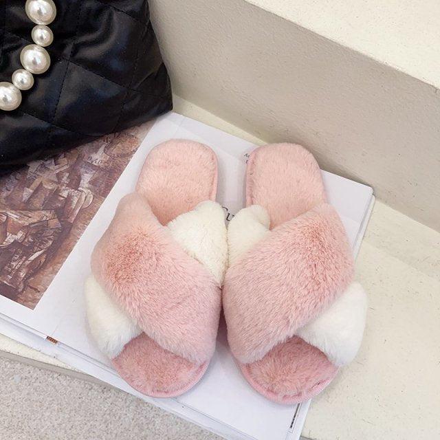 Women’s Faux Fur Cross-Strap Indoor Slides with Memory Foam