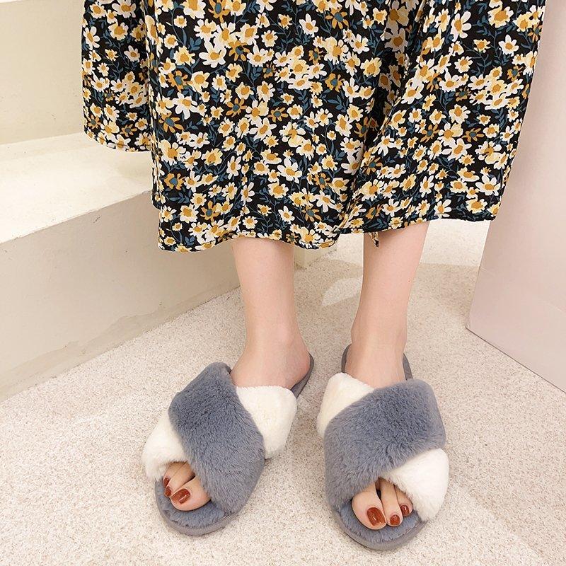 Women’s Faux Fur Cross-Strap Indoor Slides with Memory Foam