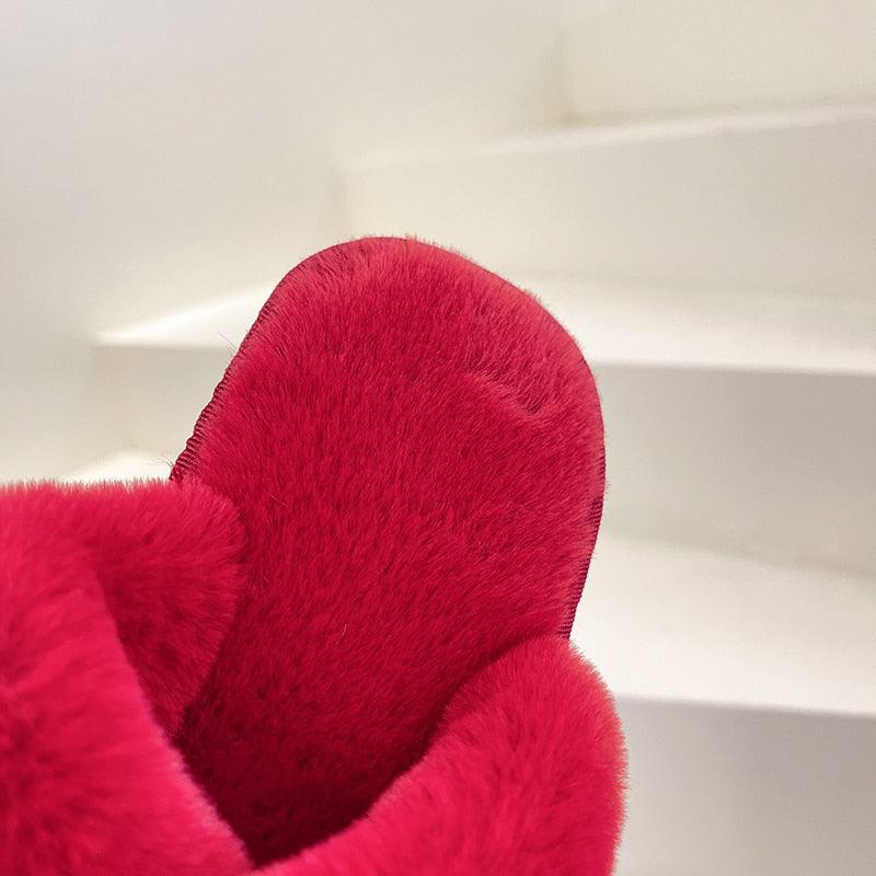 Women’s Faux Fur Cross-Strap Indoor Slides with Memory Foam