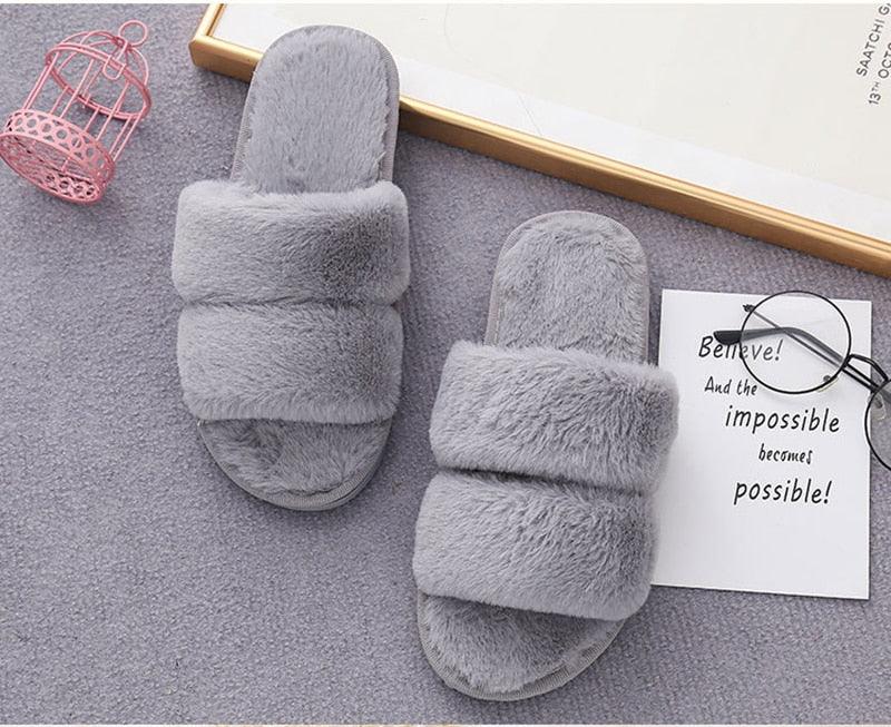 Women’s Faux Fur Cross-Strap Indoor Slides with Memory Foam