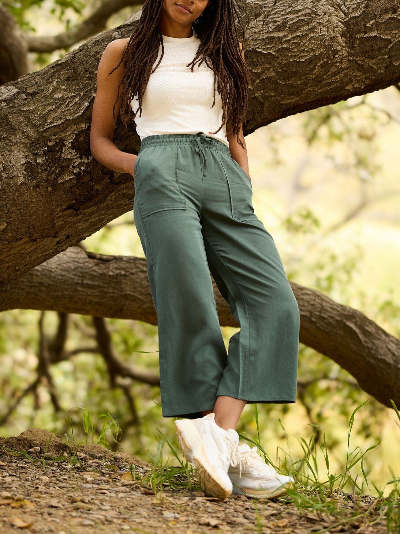 Woman wearing Hannah Breezy Linen Pant in a relaxed fit with drawstring waist