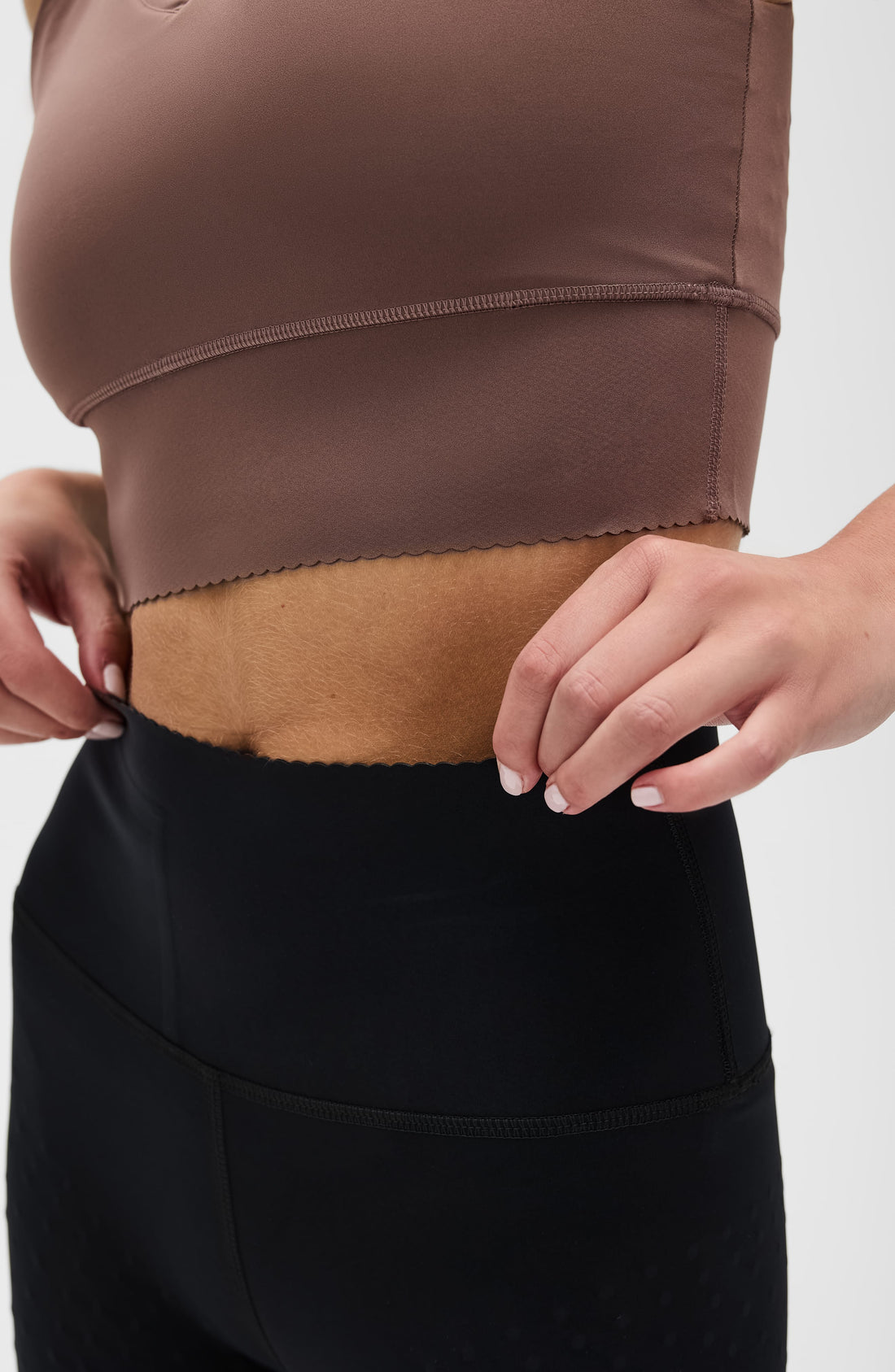 Adorn High-Waisted Sculpting Leggings with Scalloped Hem