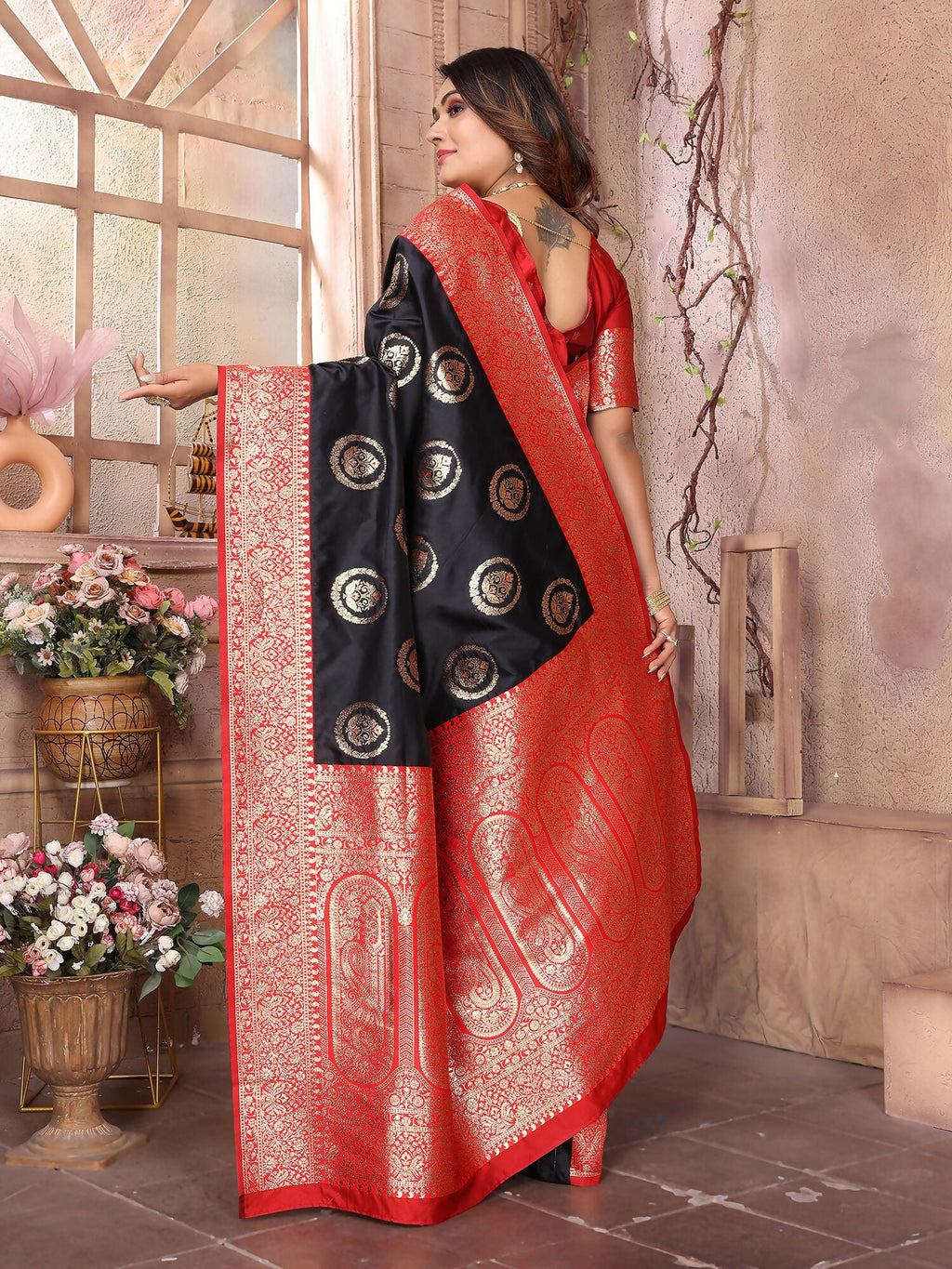 Joban Fashion Black Banarasi Soft Silk Woven Saree