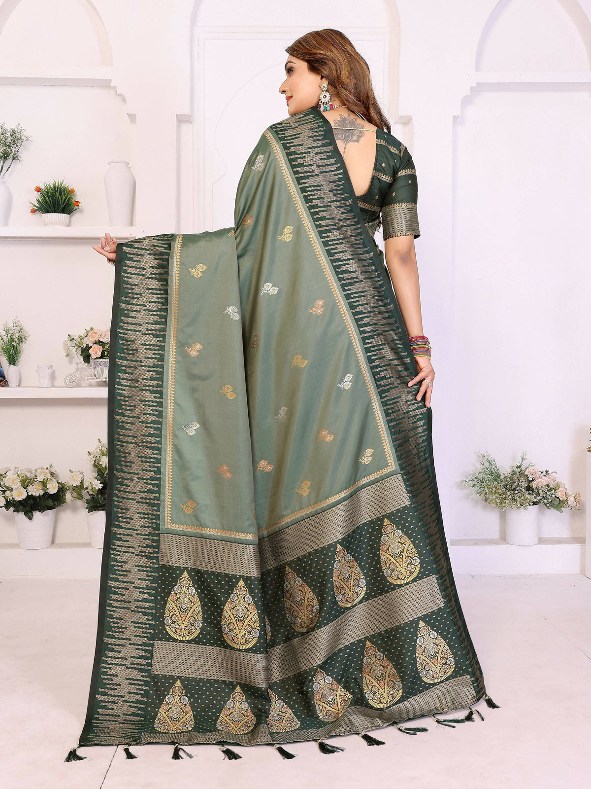 Mehndi South Soft Silk Zari Weaving Saree with Classic Drape