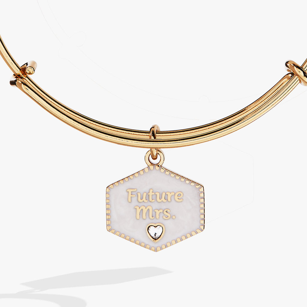 Future Mrs. Pearlized Enamel Charm Expandable Wire Bangle