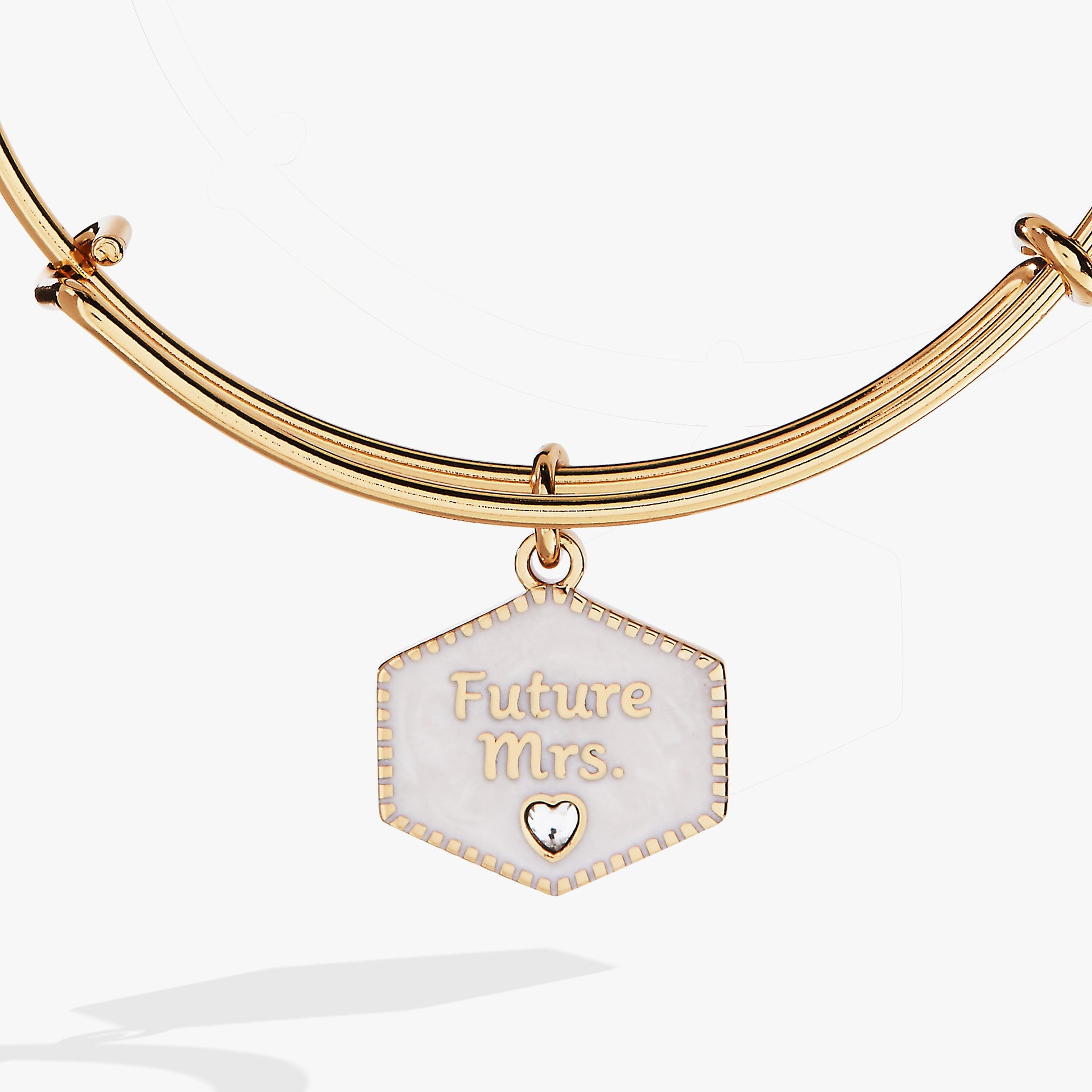 Future Mrs. Pearlized Enamel Charm Expandable Wire Bangle