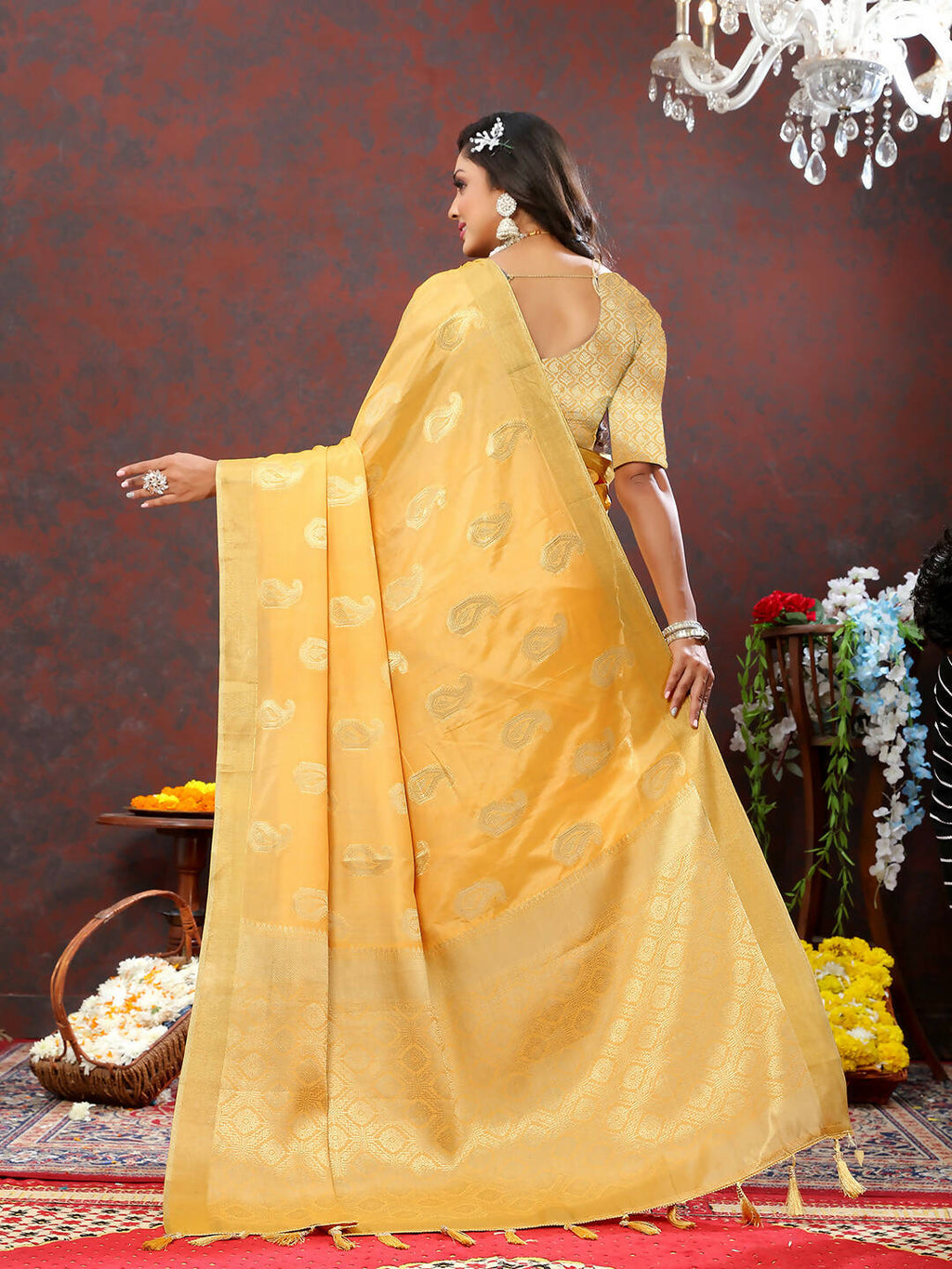 Gold Cotton Woven Saree with Zari Weaving and Silk Blouse Piece