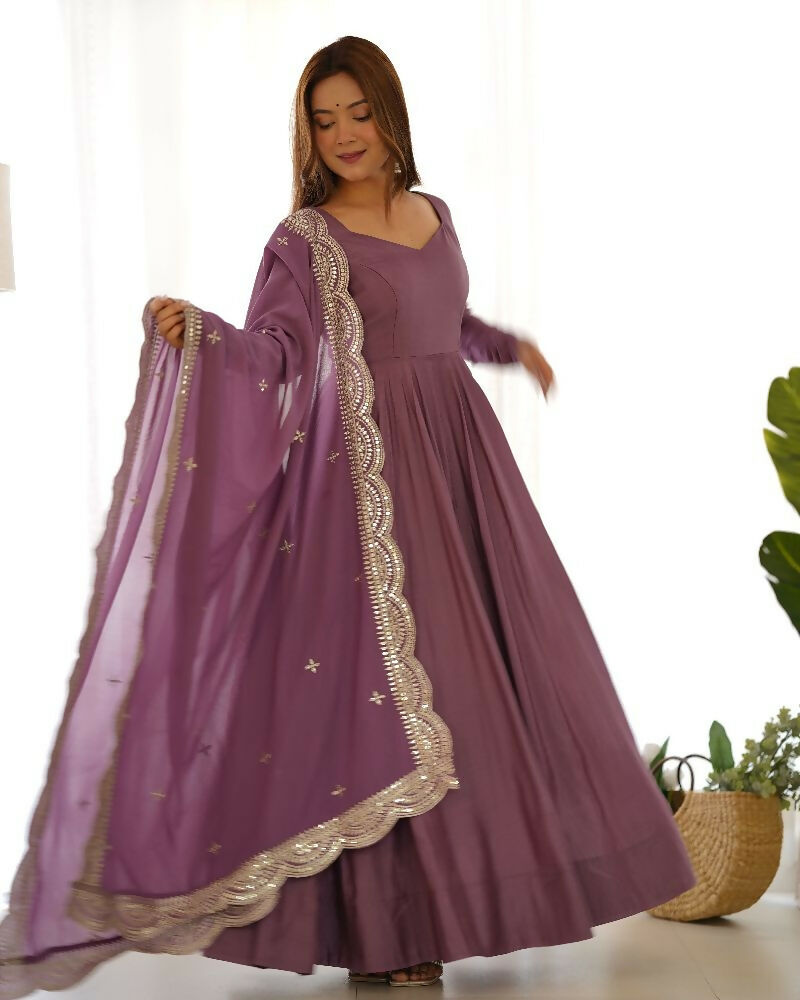 Purple Chanderi Kurta Set with Sequence Embroidery Details
